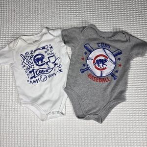 Chicago Cubs Baby Onesies Set